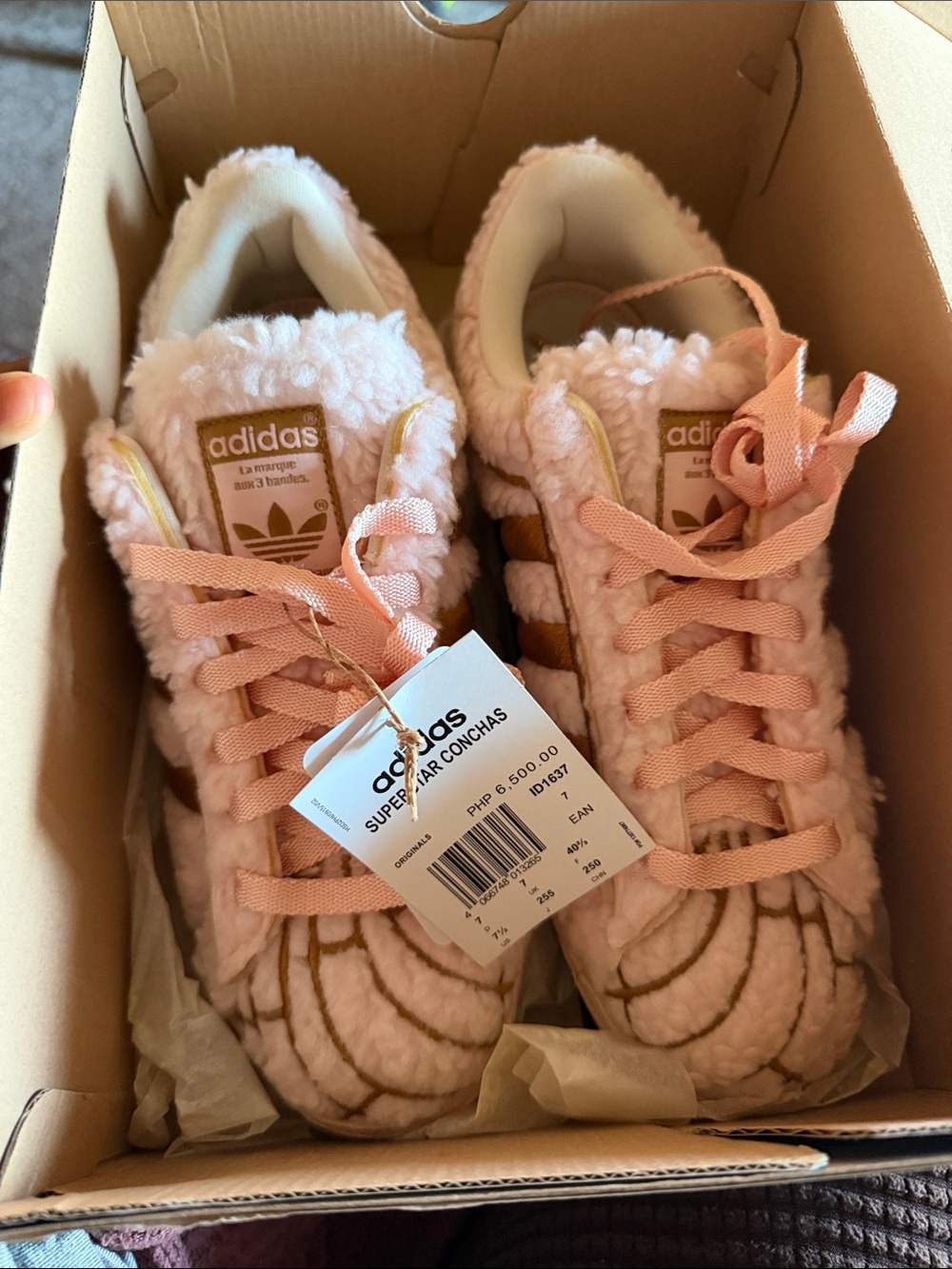 ADIDAS Pink CONCHAS Shell-Toe Sneakers with Gold Accents